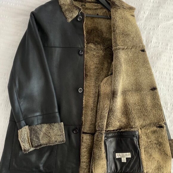Shearling coat - Picture 3 of 12
